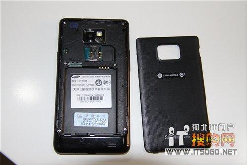 移动定制旗舰机三星i9108现售4388元