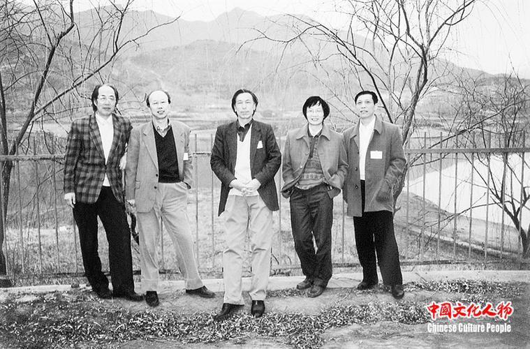2001年,郭全忠与郎绍君,贾方舟,王宁宇,朱道平在怀柔举办的现代中国画