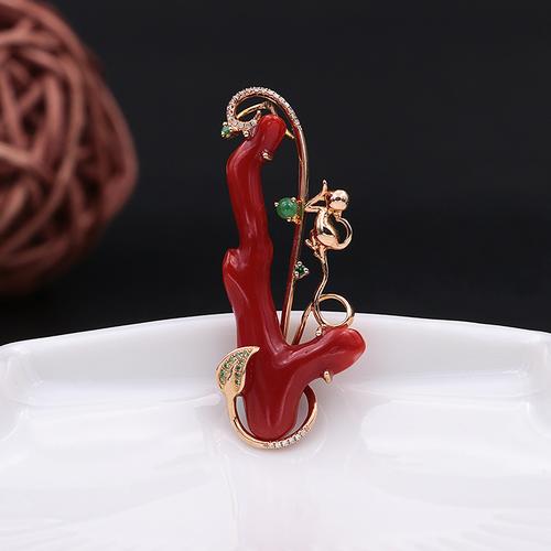 日本正品天然的红色珊瑚阿卡18k玫瑰金镶嵌原枝吊坠女款 饰品