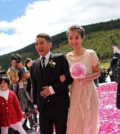 已经证实李维嘉吴昕领证结婚 (转载)