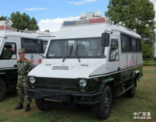新型防暴巡逻车 中广军事记者陶宏祥 摄