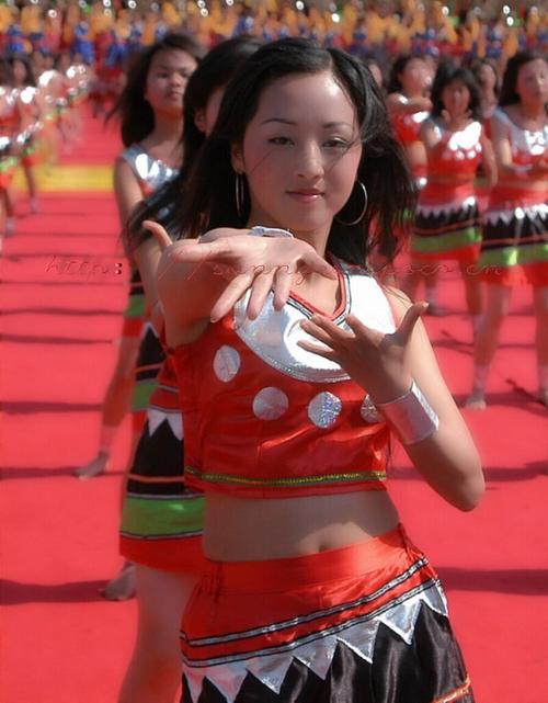佤族美女图片