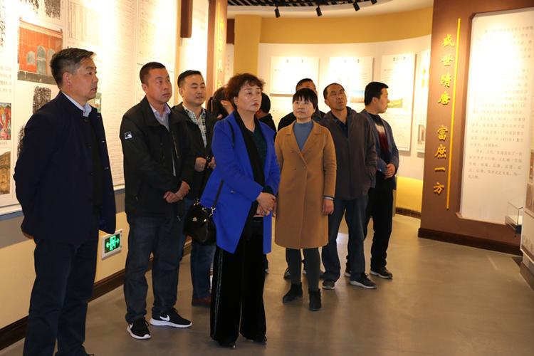 县人大常委会副主任刘兰君参加了活动.