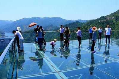 四明山这个玻璃观光平台你去过吗?我恐高!