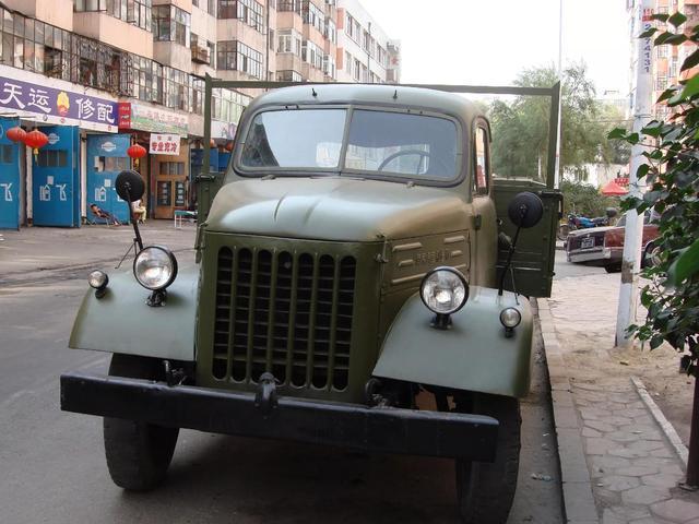 50年代 曾被中国仿制的苏联卡车「嘎斯-51 」 在国内遍地开花