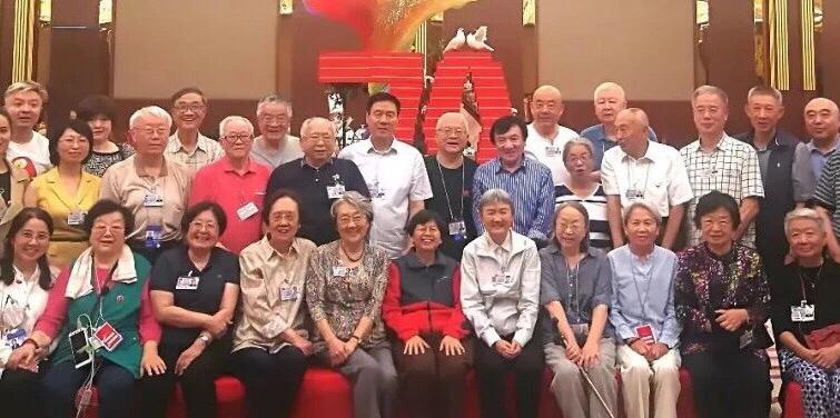 陈明仁孙女陈见苏 董其武儿子董都祥 陶峙岳孙子陶煕民 赛福鼎外孙女