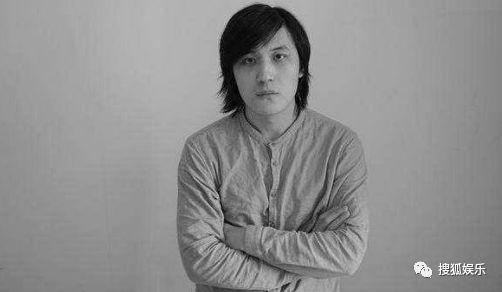 去年10月12日,有一位年轻的导演,选择用一条绳子,来结束他年仅29岁的