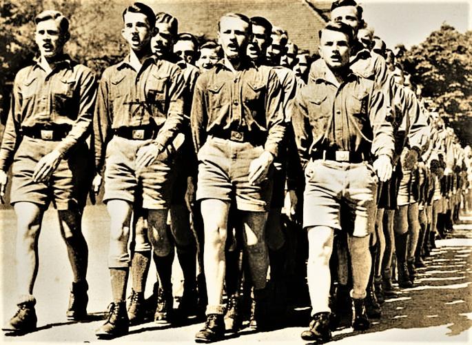 二战期间疯狂的希特勒青年团,组建成纳粹装甲师曾暴打