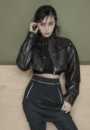 被范冰冰的运动装美到!穿无痕裤秀身材,健康美态太厉害