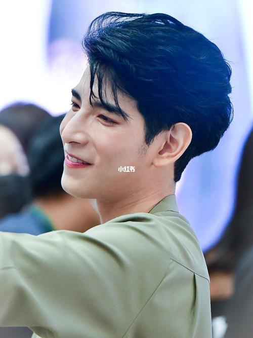 mild#存图/麦麦最近的妆造太93了_mild_娱乐_明星