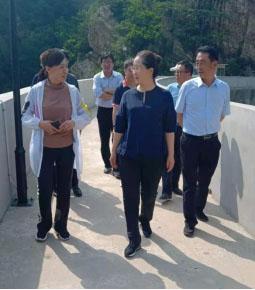 本溪市明山区委书记张建华检查兴隆山水库防汛工作
