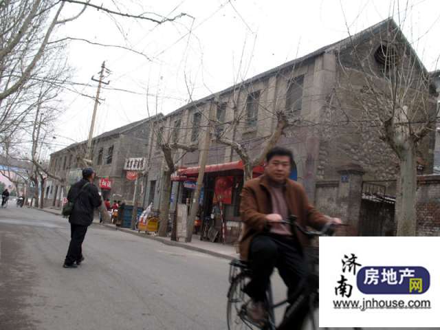 万紫巷商场附近两小室30平米
