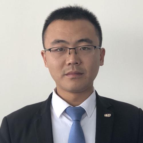 张栋