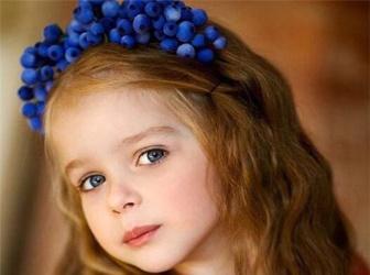 外国小女孩发型图片灵动可爱美如仙子