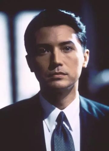 你还记得那个一眼万年的人,被誉为亚洲最帅脸庞的温润公子—尊龙吗?