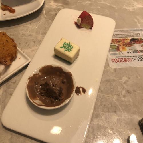 必胜客bao你fa财甜品
