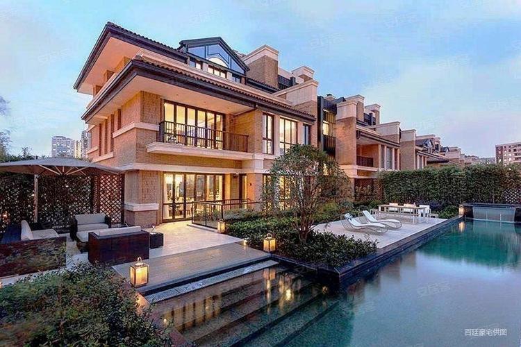 华侨城苏河湾(别墅)4室2厅4卫325㎡南5500万