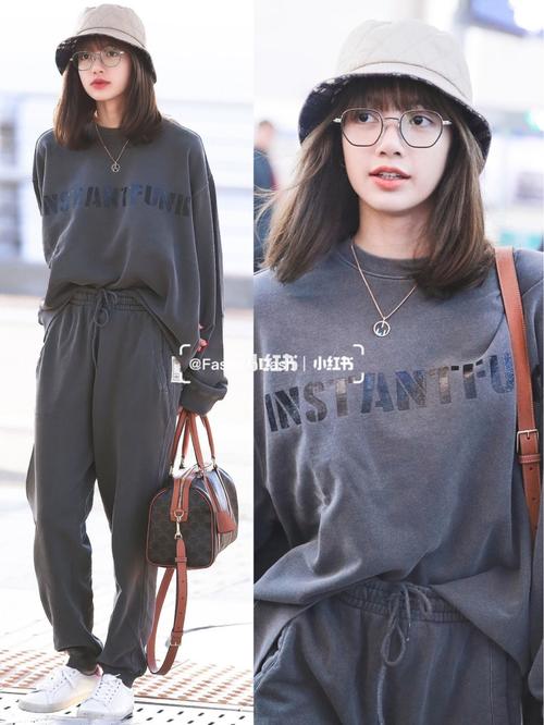 lisa夏日机场街拍私服穿搭合辑