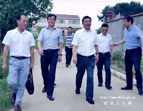 7月14日,市人大代表,黄陂区委书记,区人大常委会主任吴祖云到蔡家榨