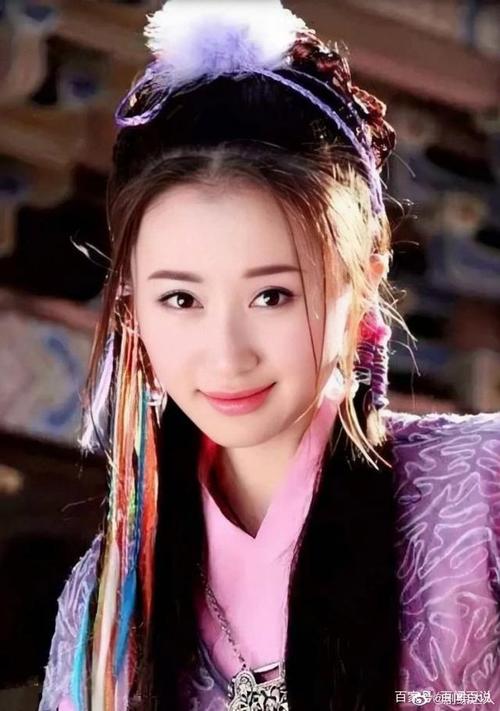 《宝莲灯》演员今昔对比图,哪吒已成当红小花,嫦娥气质不减当年