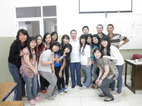 泗水(surabaya)杂记(12)——智星大学中文系三年级同学