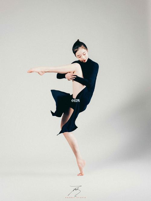 拍摄的一组舞蹈老师的宣传照