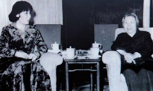 张灵甫遗孀,19岁丧夫,生活艰难独闯美国,晚年致力和平