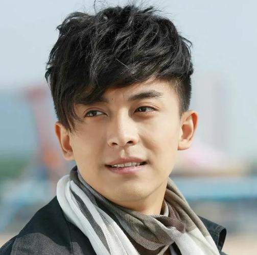 唐悠悠张伟同演新剧邓家佳李佳航合作组cp这下有好戏看了