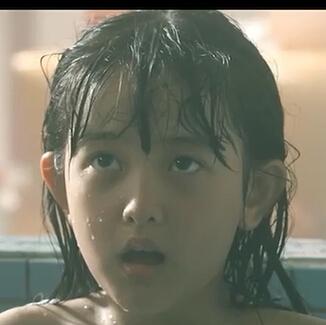 这女孩是《舞蹈皇后》里扮演严正花小时候的演员