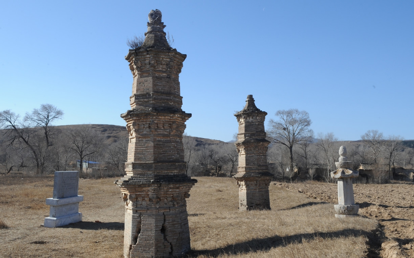 旅游:全国重点文物保护单位,元代建筑——帖木儿塔三塔