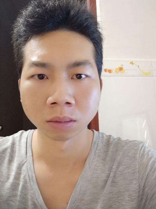 特意拍照让你们见识下什么叫真正的猪鼻子,虽然我脸也不怎么样,但这
