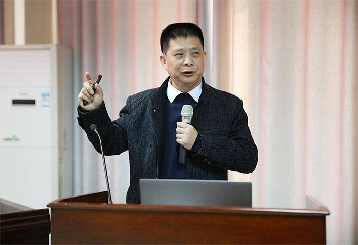 我校邀请同济大学李亚东研究员来校进行专题讲座