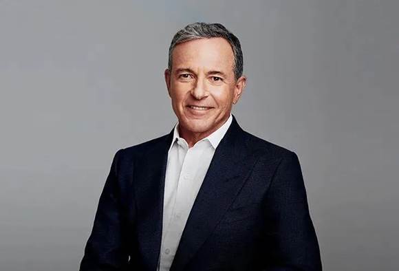 迪士尼执行董事长罗伯特艾格tiktok和年轻人取得了共鸣