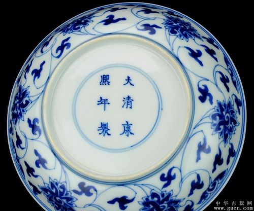 清康熙(官窑)青花缠枝莲盘