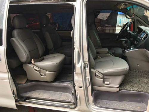 2011年6月东风风行 菱智  2011款 qa 2.4l 9座长轴标准版