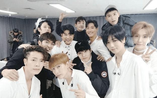 super junior十三人仅剩七人,队长演唱会上表示韩庚仍