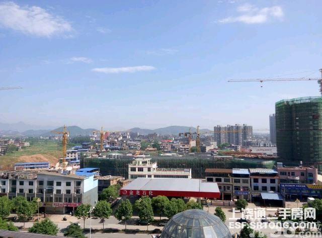 白鸥园附近八角塘