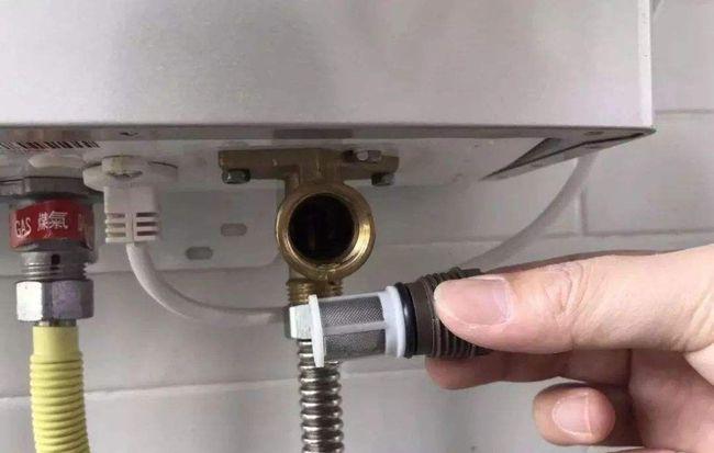 热水器怎么放水?这三种常见热水器的放水方法说全了,拿走收藏!
