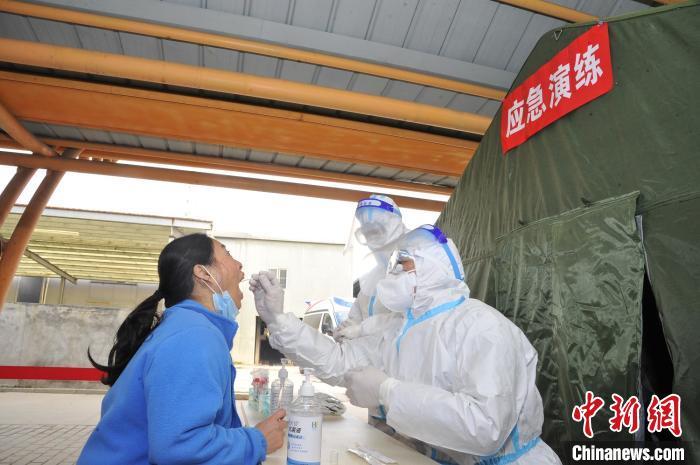 江西举行应对新冠肺炎疫情大规模核酸检测应急演练
