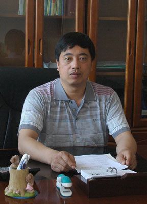 西三里乡乡长 王海军