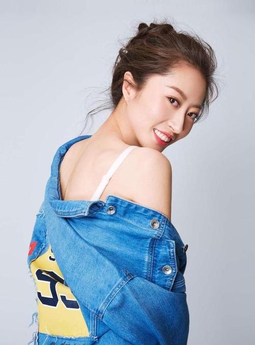 观众不仅开玩笑撞脸陈意涵和罗海琼,魏璎珞每当狠起来的时候就有弹幕