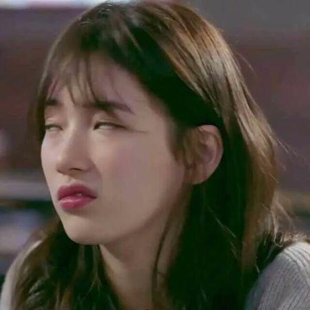 女生翻白眼的头像