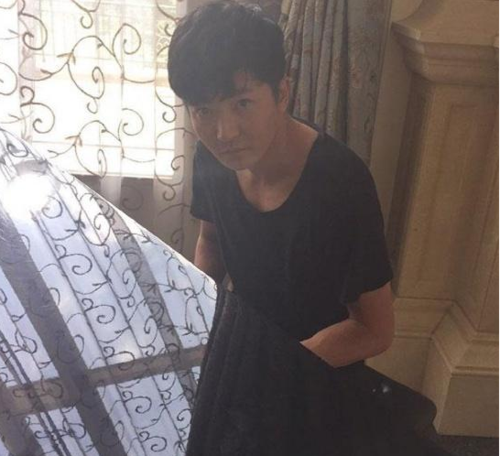 晒晒郭京飞的豪宅:开放式阳台让家里空间更宽敞,装修太豪华了