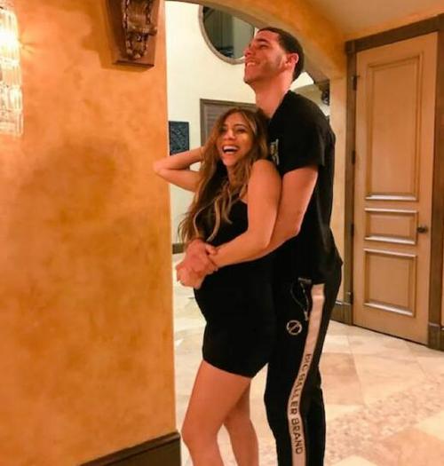 又一个负心汉,鲍尔和女友分手,孩子不到一岁