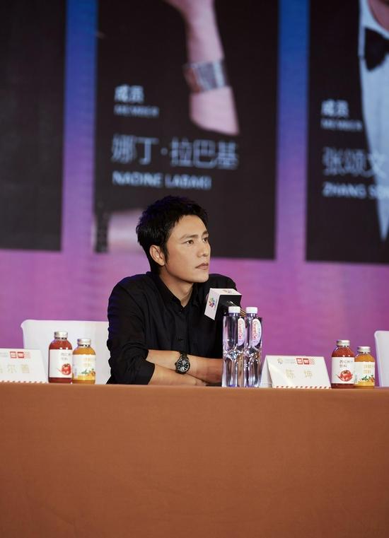 第二场天坛奖评委会媒体见面会召开 巩俐陈坤出席