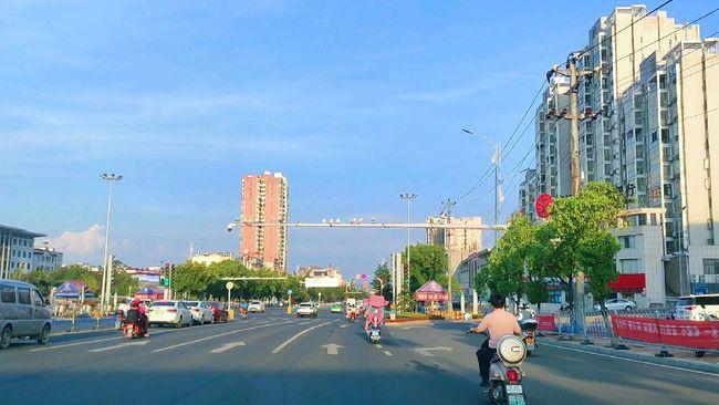 探访麻城市4条城市道路颇有地级市的风范大别山中心城市加油