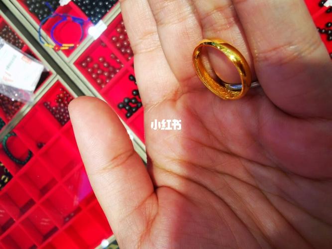 简约款老凤祥黄金戒指_戒指_足金_黄金戒指_六福珠宝怎么样_转运珠