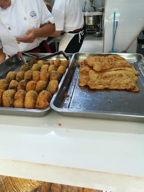 鸦儿李记(花市店)