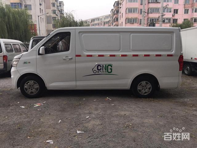 搞定了14年7月长安睿行m80油气两用厢式货车