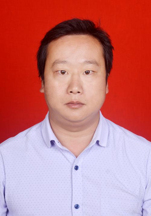 英山县发展和改革局领导班子简介